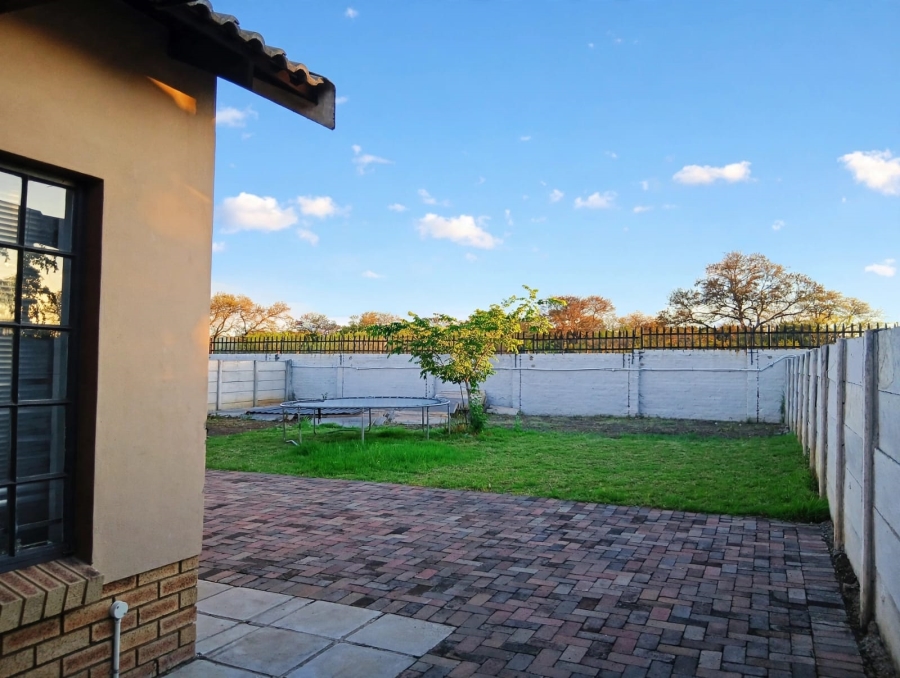 3 Bedroom Property for Sale in Waterkloof East North West